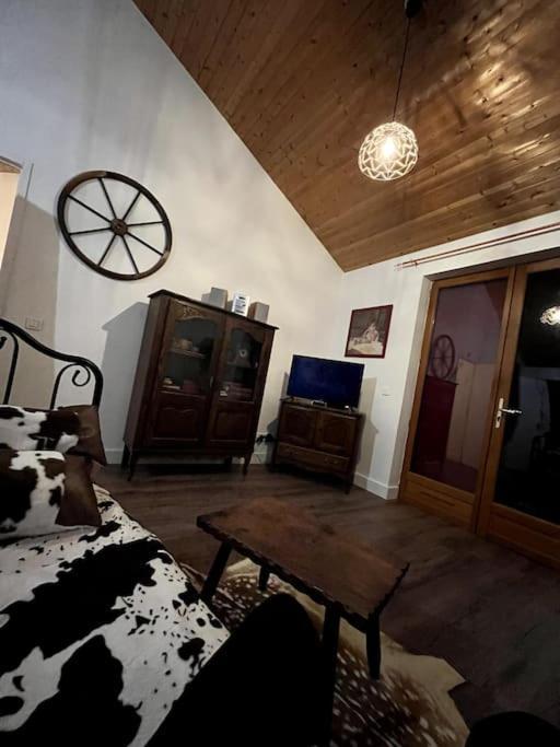 Chez Mamie Villa ลีส์-ชูร์แด็ง ภายนอก รูปภาพ